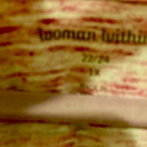 Cute pink marled tunic.